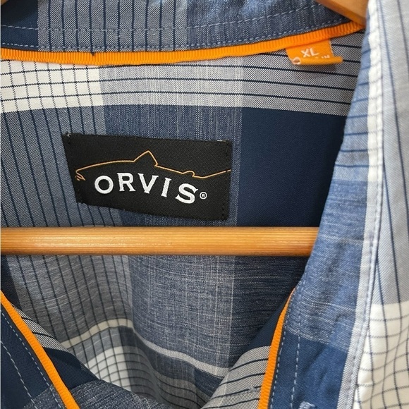 Orvis Men’s blue/white plaid Shirt Size  XL 100% Polyester Active Button up. - Picture 3 of 5